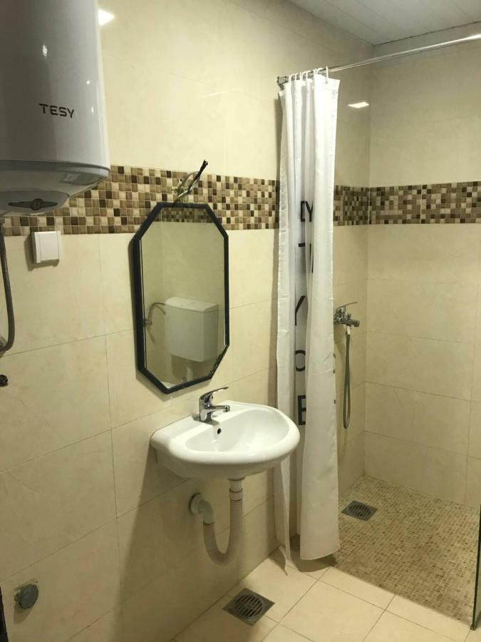 Apartmani "B-Elite" Budva Bilik gambar