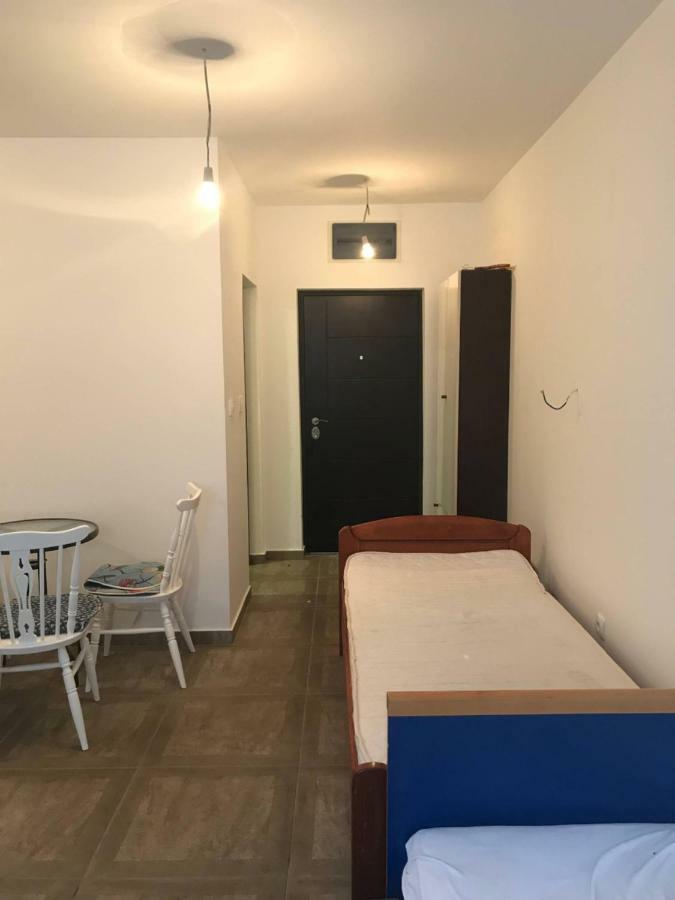 Apartmani "B-Elite" Budva Bilik gambar